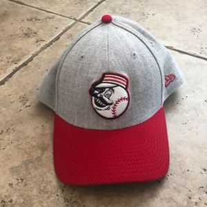 New Era Cincinnati Reds Medium-Large Flexfit Hat
